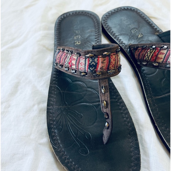 Sandals - Picture 2 of 2